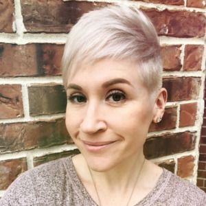 Meet your Posher, Angela